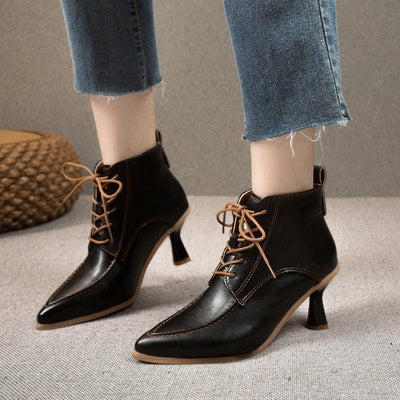 Women's Boots with low Heel